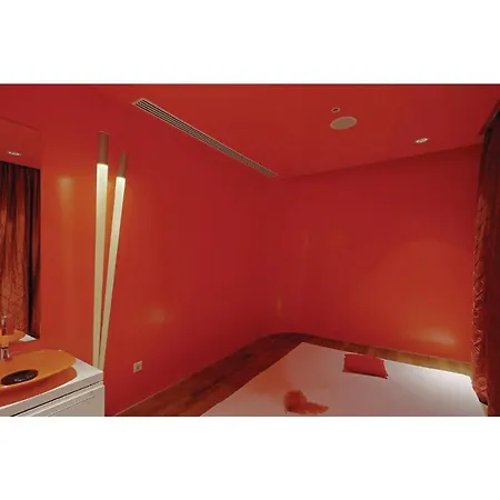 Apartament Awesome In With Outdoor Swimming Pool, Sauna And Wifi *